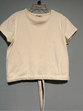 Madwell shot sleeve cream tee w adjustable tie in the back  size M